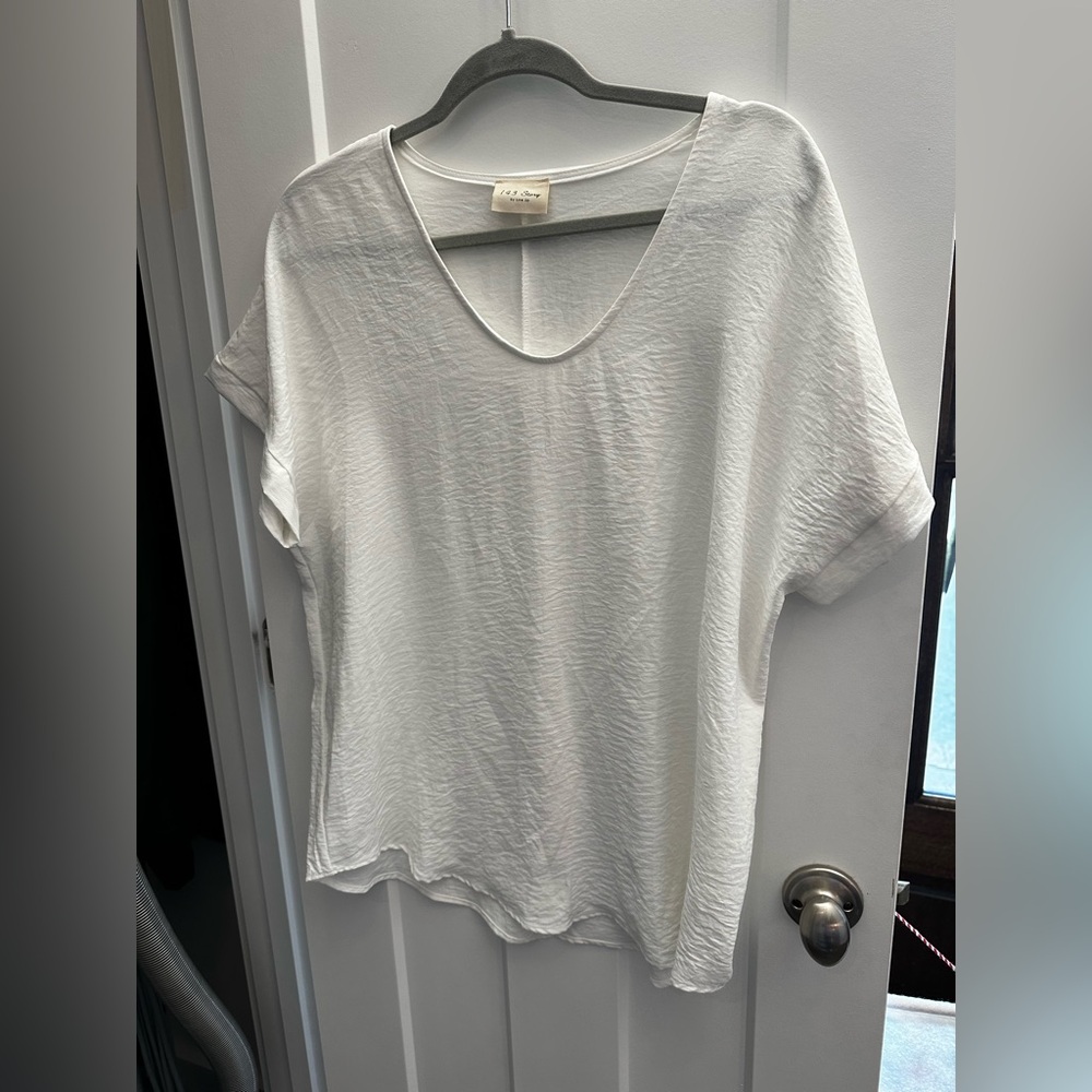 1.4.3. Story by Line Up White Short Sleeve Blouse
